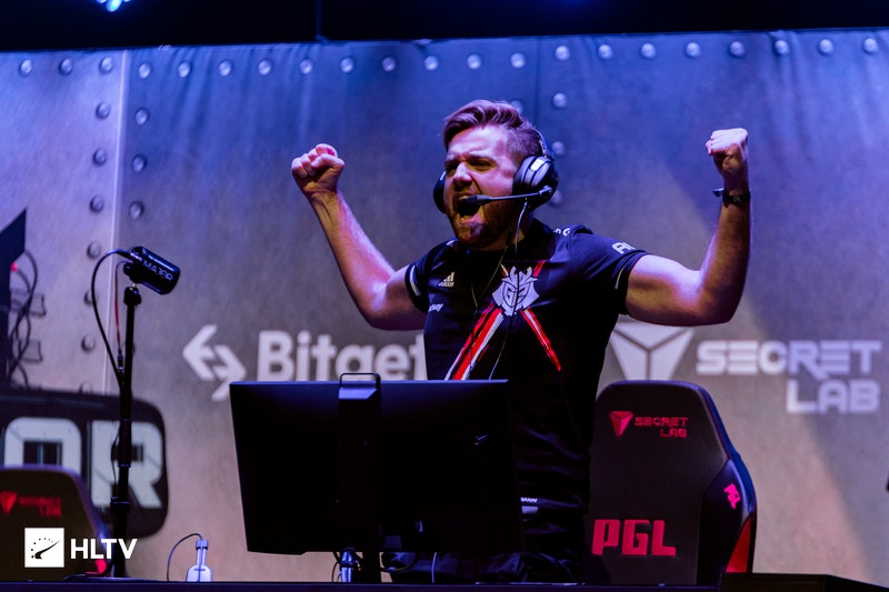 LCK最佳阵容出炉：GEN四人当选一阵 Faker直落二阵中单